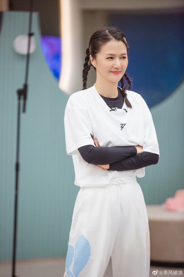 乘风破浪三公结果:王心凌队星星点灯舞台第一,刘恋淘汰意难平