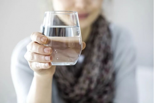 这种水不能长期喝影响血管和骨骼很多家庭中招