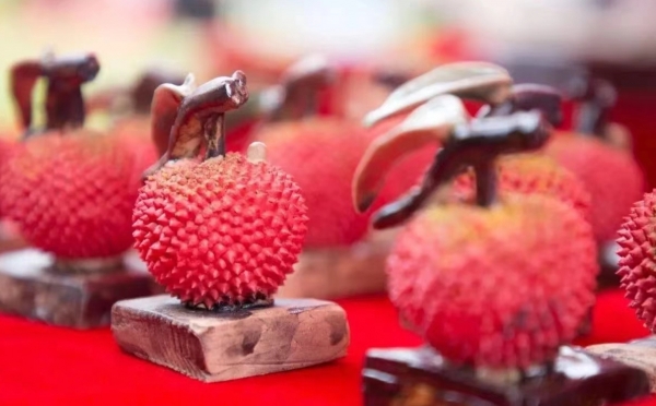 实探北京超市1049元斤天价荔枝销售员单颗60元已卖空