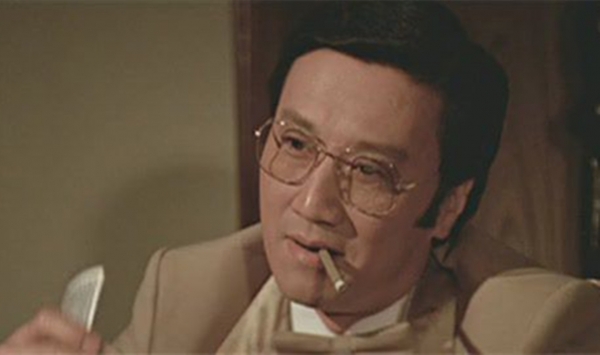 当时都是黑白电影,所以小编就盘点了谢贤彩色电影的5部经典之作,喜欢