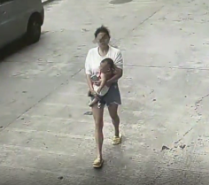 39℃高温下女子把婴儿丢进垃圾桶，过路市民发现并报警，派出所：已找到孩子父母