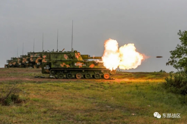 轰！轰！轰！第72集团军某合成旅进行实战化火力打击演练