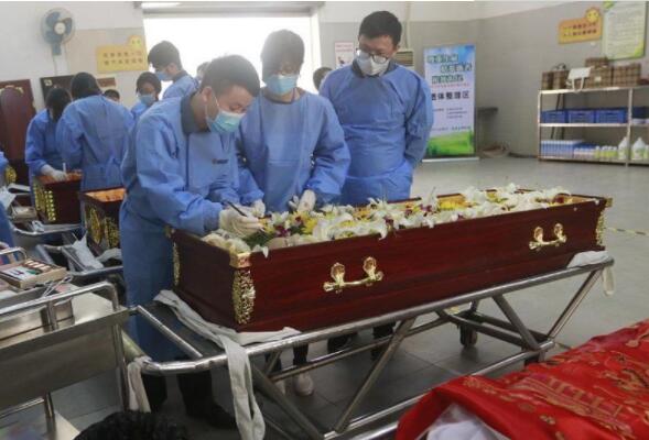 殡仪馆下半年继续招人，真实薪资待遇到底如何？看工资条就知道了