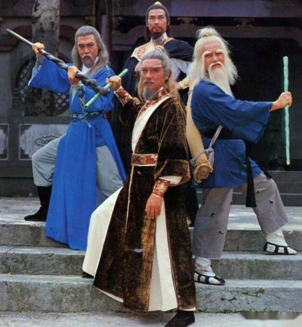 74岁香港配音泰斗冯雪锐去世，曾为成龙、周润发、李连杰等配音