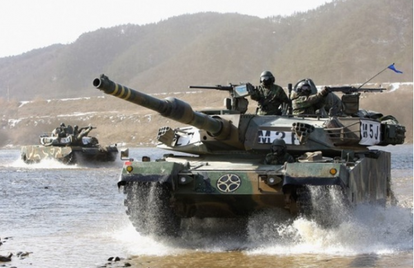 波兰扩军备战，欲购买1000辆坦克48架飞机，准备和俄军决一死战？