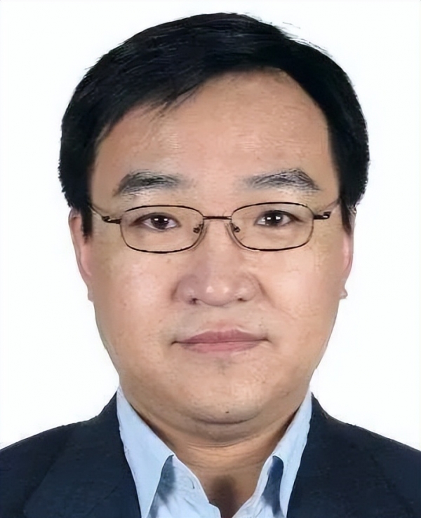 市长降为副市级干部的他，退休4年后再被查！