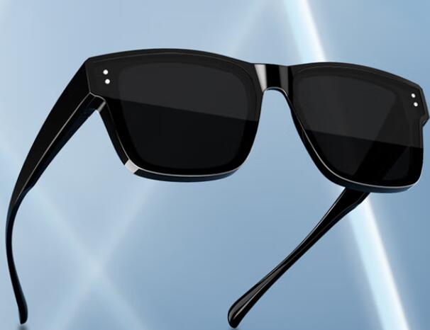 京东发布偏光太阳镜:专为近视设计 比夹片更方便