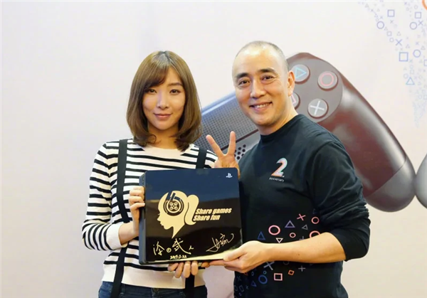 游戏女主播“女流66”官宣结婚：曾是高考状元 清华北大毕业