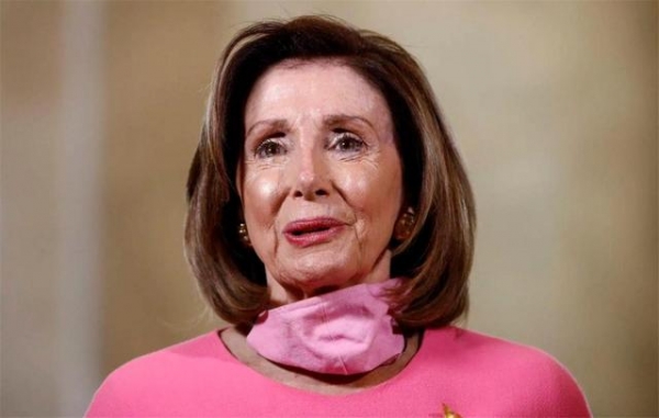 佩洛西发表演讲"翻车" 猛夸拜登场面一度十分尴尬