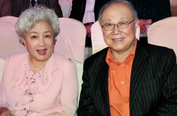 沉重哀悼一路走好谢芳92岁老公张目不幸病逝最后恩爱现身近照曝光