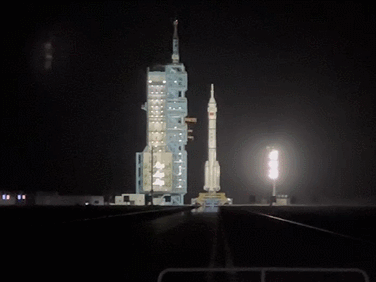 神舟十五号航天员准备首次出舱！期待“感觉良好”