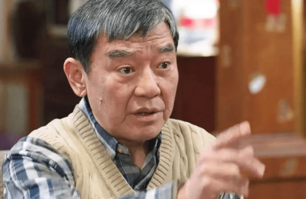 李立群清明发文意有所指,被爆五一回河南,后续想直播带货卖鸡蛋