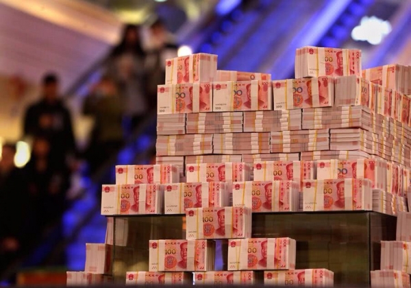 一次性给你500万跟每月给你1万块你会选择哪个