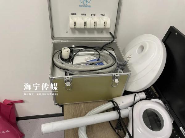 浙江58岁女子白天干保洁，晚上摇身一变…