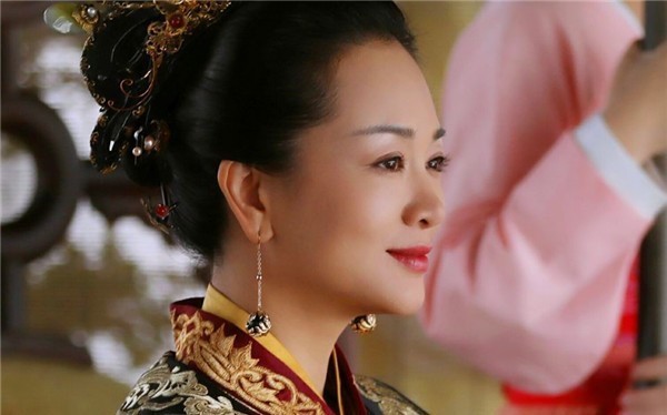 以自己的面子换朝臣之心沈皇后向张家赔罪这才是母仪天下之人