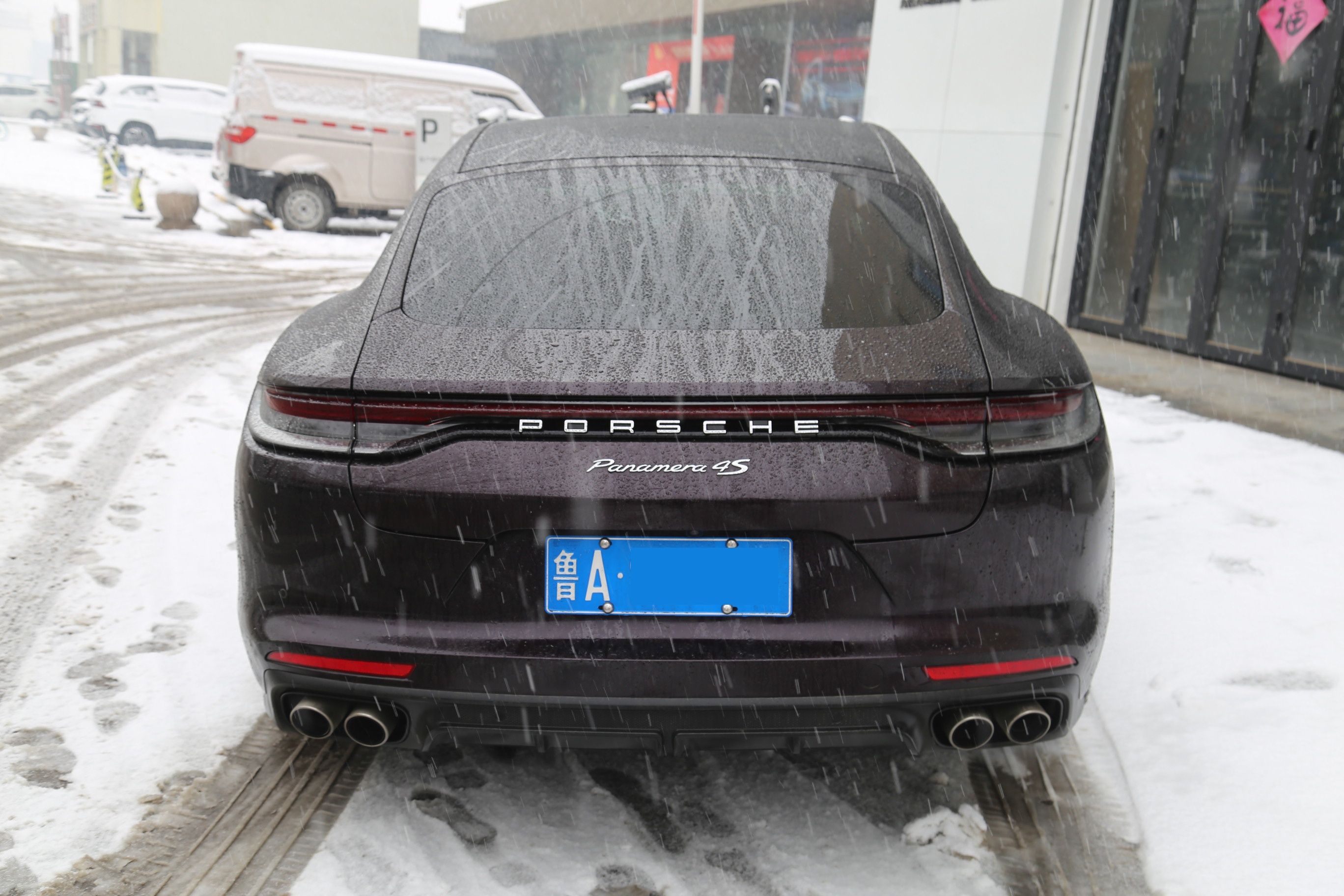 保时捷帕拉梅拉升级原厂运动排气2