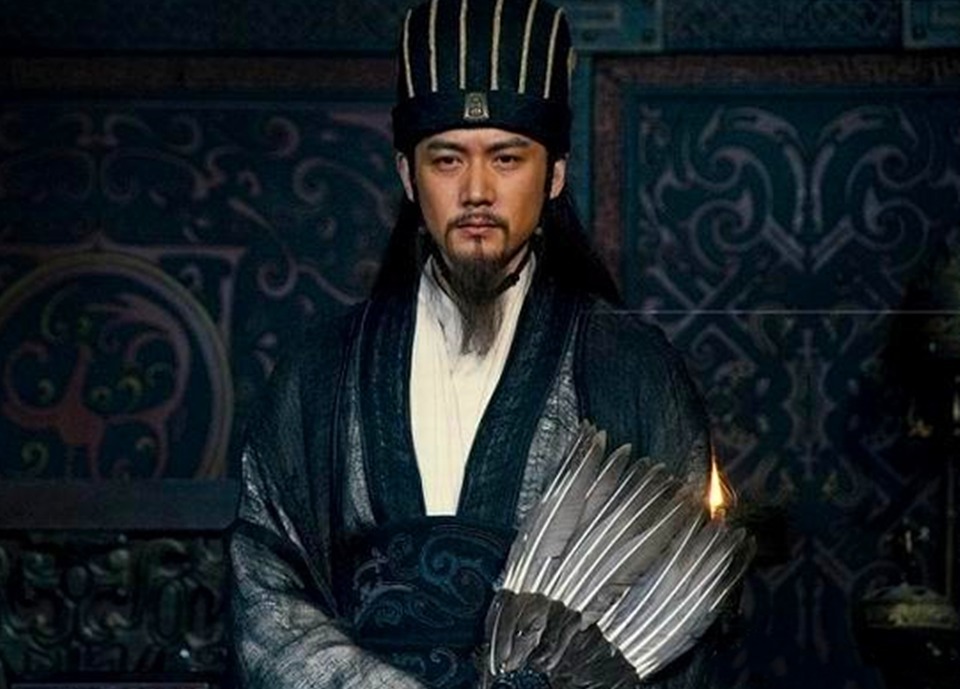 诸葛亮在小的时候是在司马徽那里学习的,他和崔州平以及庞统等等很多