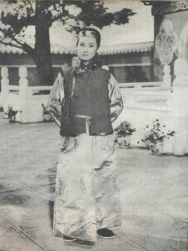 珍妃被扔到井中一年后才打捞上来睹物思人光绪情绪失控