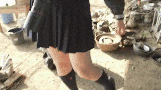 搞笑GIF动图：这身材，大叔看了表示把持不住啊