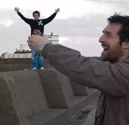 最流行的搞笑拍照！想不想学？