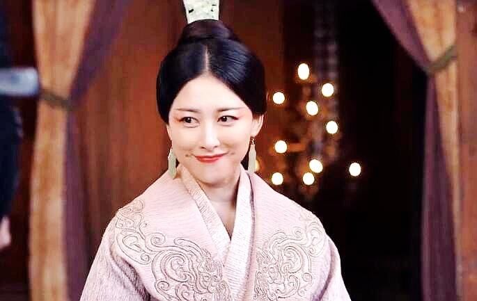 大秦赋:嬴政生母赵姬到底是怎样的人?