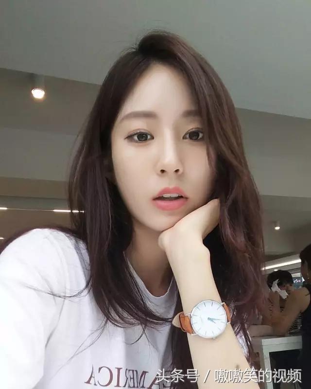 搞笑内涵笑话段子：鱼刺卡嗓子里，我忘告诉他了