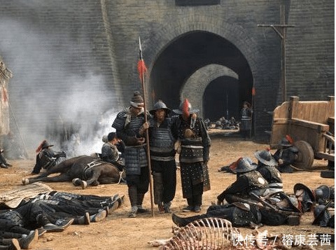 争着为国献身可当兵临城下,却吓得尿了裤子,可谓是明朝最无能的