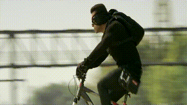 搞笑gif:姑娘手劲儿够大啊