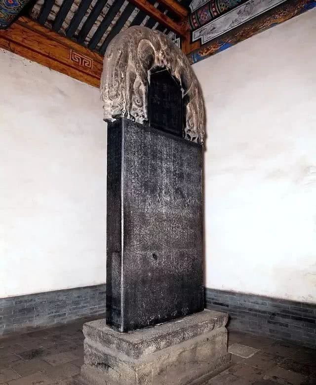 来不晋祠你必得先睹为快的,是唐叔虞祠旁的一座碑亭贞观宝翰.