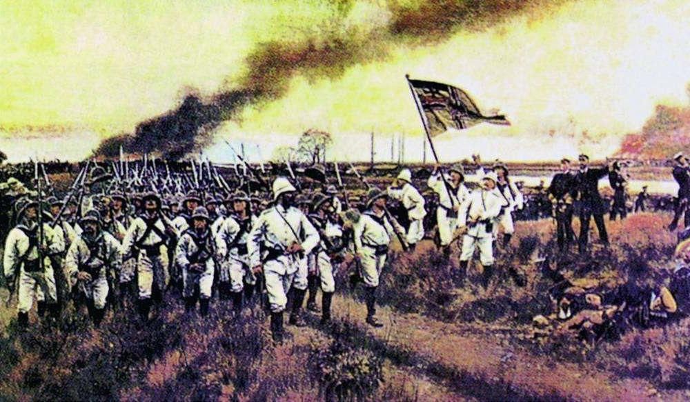 紧接着,在1900年5月28日又发生了八国联军侵华战争,这让清朝的情况