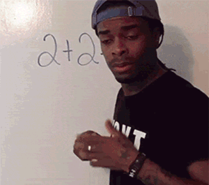 搞笑GIF动图：这身材，大叔看了表示把持不住啊