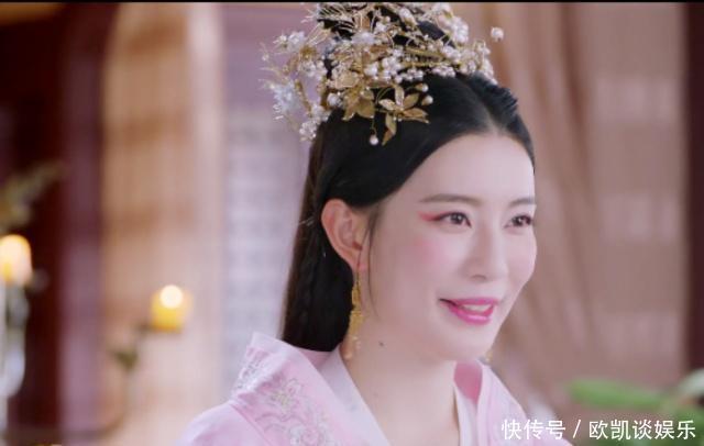 没想云若霞满心欢喜,一句"但凭皇后安排"彻底让独孤伽罗失望,认为其德