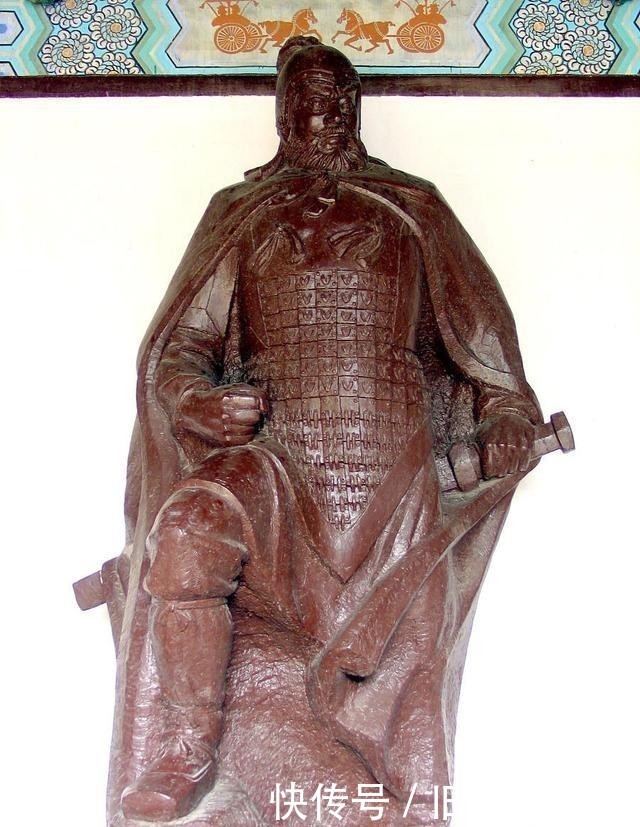 诸侯王们统治的地方,称为封建,其他土地都属于郡县,属于天子掌管,大约