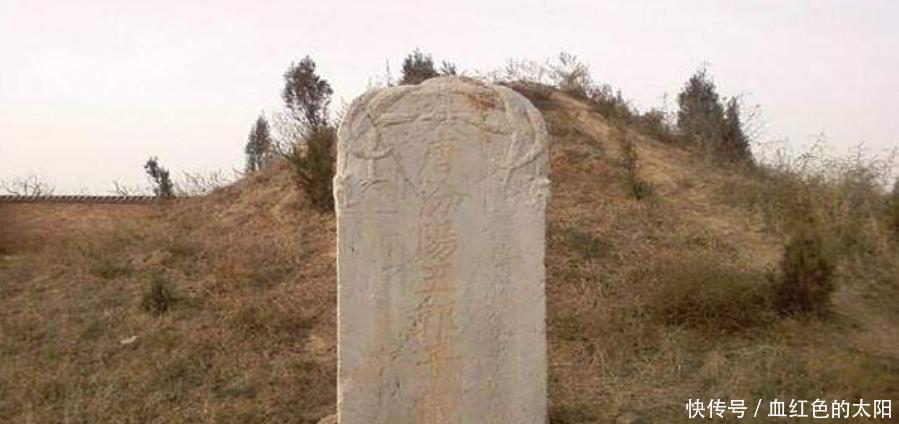 后唐当时有两个死对头,一个是北方的契丹人,一个是大军阀石敬瑭建立的