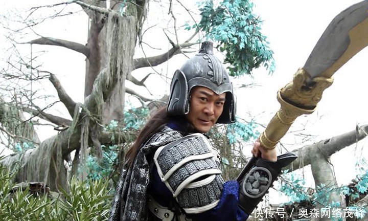 如果你可以带着一名将闯三国这四个当中你会选择哪一个