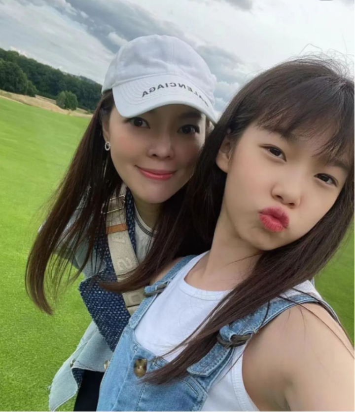 郭台铭为其取名"郭晓如",以怀念自己的的第一任妻子林淑如.