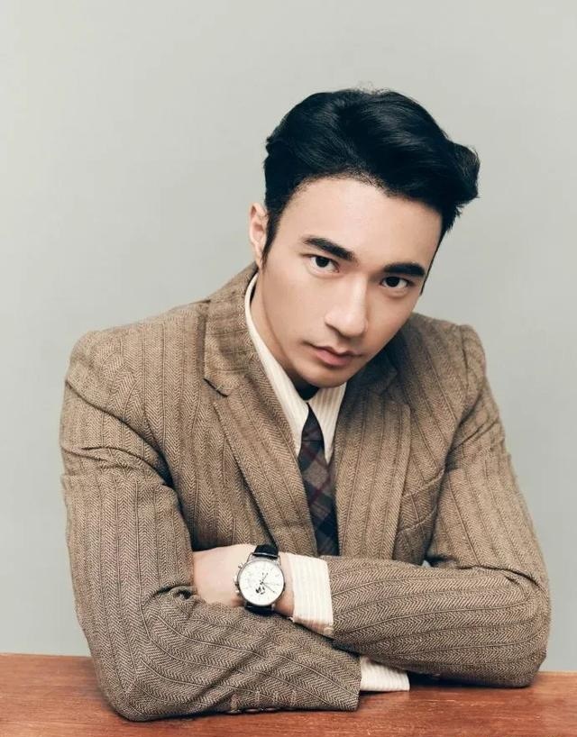 对话青年演员陈俊杰:想做最会演戏的作家,最会写小说的演员