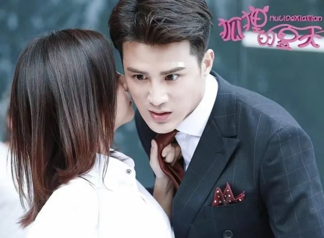 还记得姜潮和麦迪娜的儿子吗?复制粘贴了爸爸的五官?