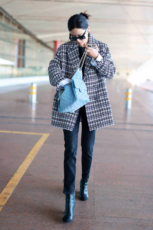 据悉《仁心俱乐部》是由田宇执导，由辛芷蕾、白客、 张子贤、姚安娜、师铭泽主演的医疗都市电视剧。