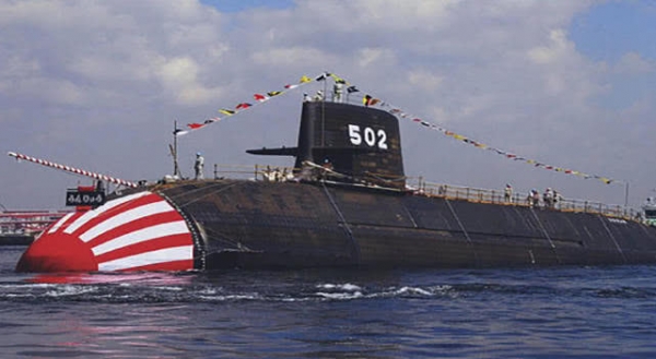日本伊号124号潜艇图片