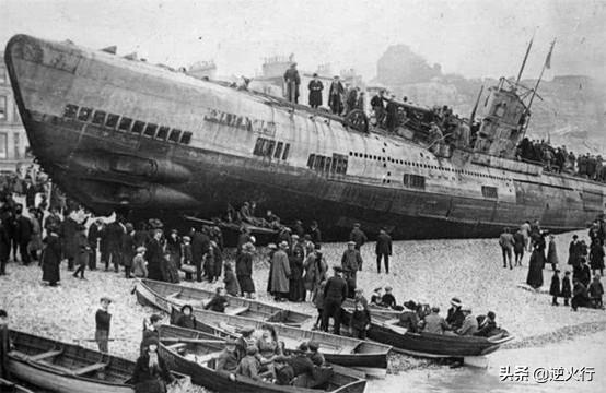 潜艇舰长上厕所毁了一条潜艇？二战最倒霉的德国潜艇怎么沉没的
