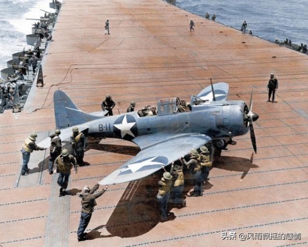日军舰载机群要求降落美军航母，想空降夺舰？结局却很凄惨