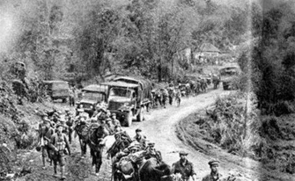 对越反击战中，为何有十名越南飞行员投奔中国，当时发生了什么？