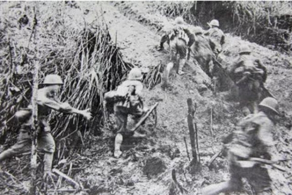 老山战场对越反击战，越军内部教材评价解放军，打仗有四个特点