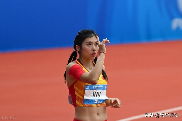 万众瞩目的成都大运会女子100米栏预赛,中国跨栏女神吴艳妮跑出12秒98