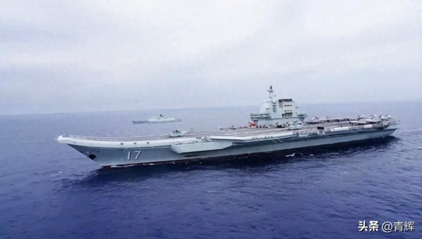 美军双航母把守宫古,山东舰深入西太,关岛外围演练舰载机起降