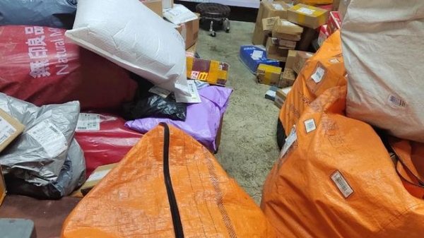 气得想要投诉快递员，但到了现场看过后，我释然了-图1