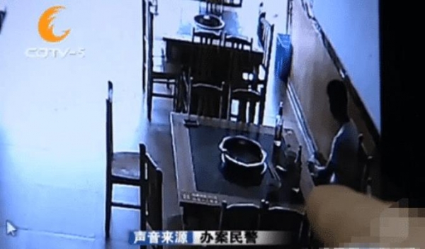 女子约会时突然失忆，醒来发现“裙子反着穿”，直言让自己恶心