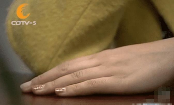 女子约会时突然失忆，醒来发现“裙子反着穿”，直言让自己恶心