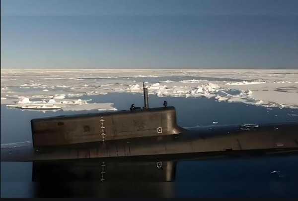 兵韬志略｜美攻击型核潜艇首泊冰岛，对北极战略布局全面升级